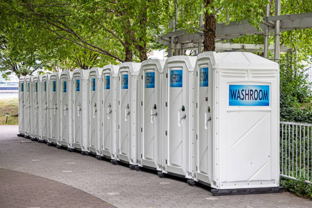 Best Portable restroom trailer rental  in Silver Lake, OH